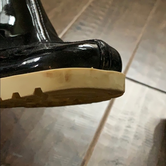 Banana Republic heeled rain boots - Picture 4 of 5